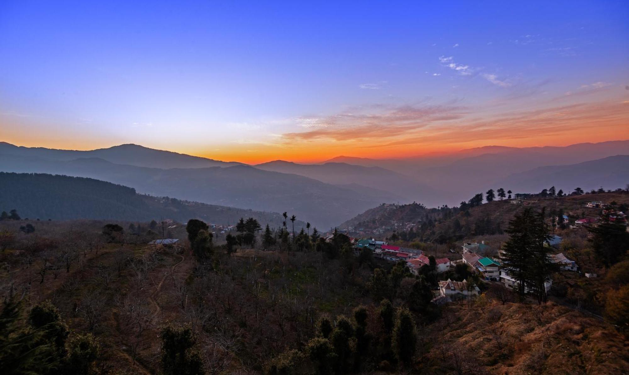 Treebo The Northern Retreat Resort With Mountain View Shimla Exterior photo
